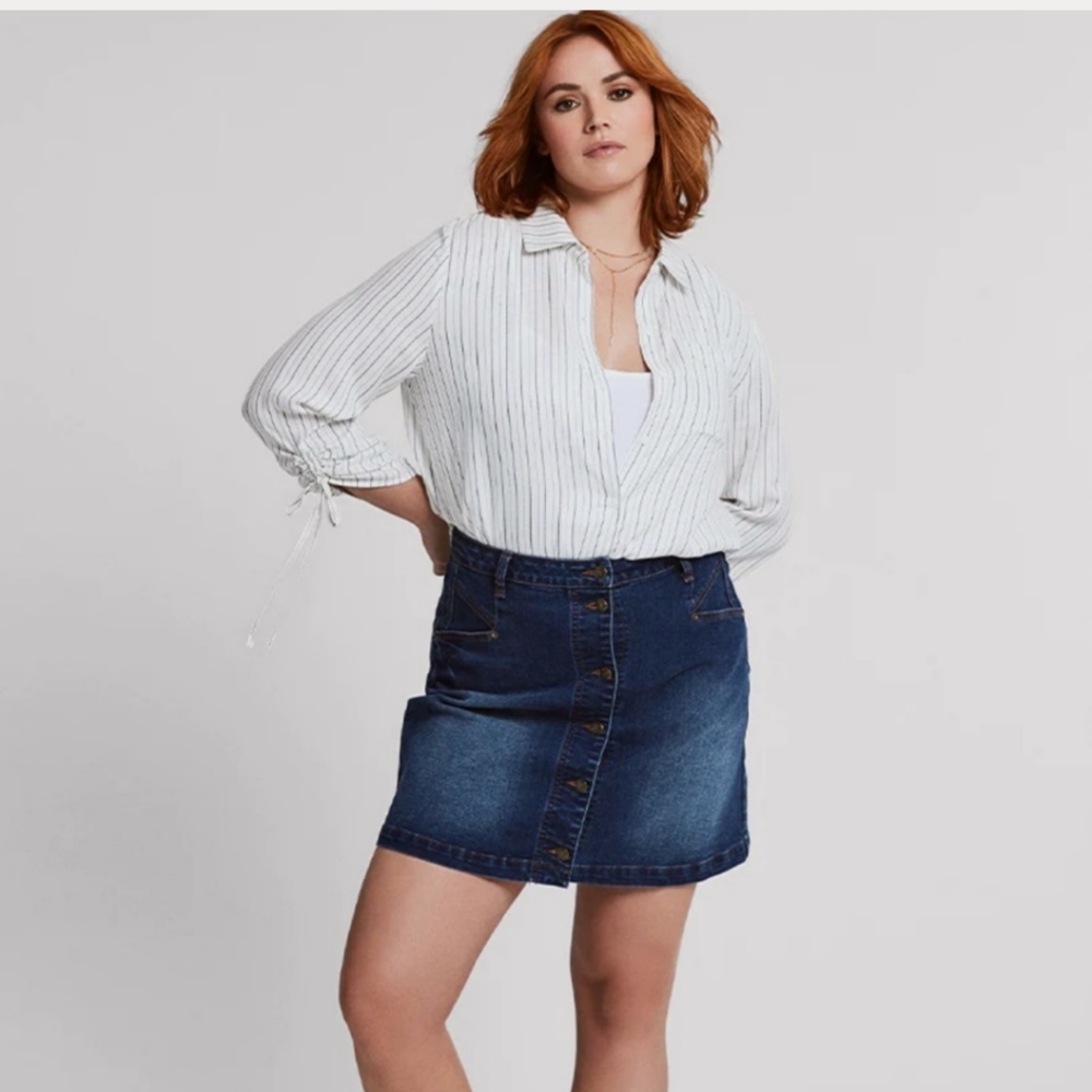NWT Frye Button Front Mini Skirt 0 - Picture 9 of 9